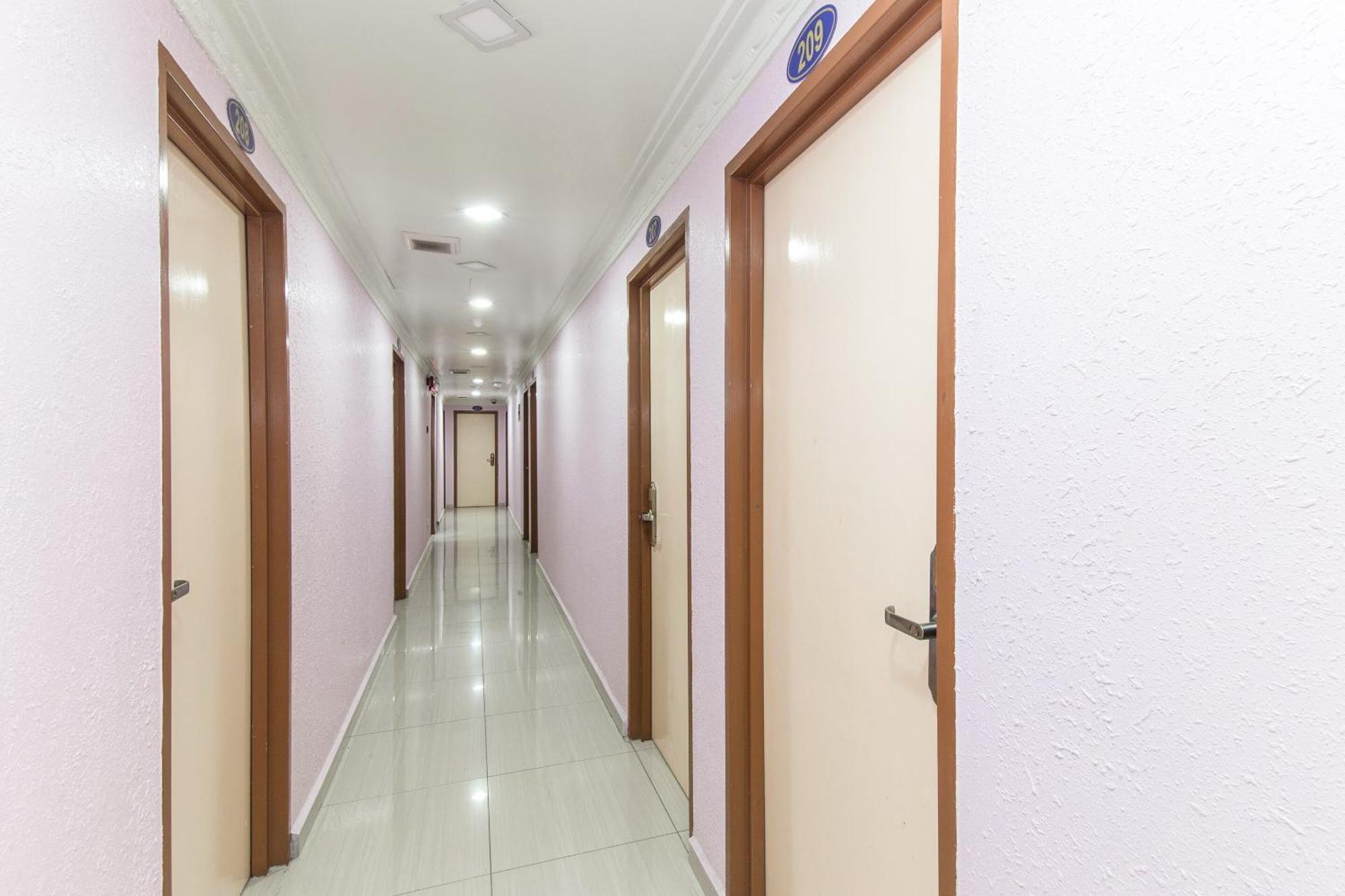 Super Oyo 258 Hotel Smc Alam Avenue Shah Alam Eksteriør billede